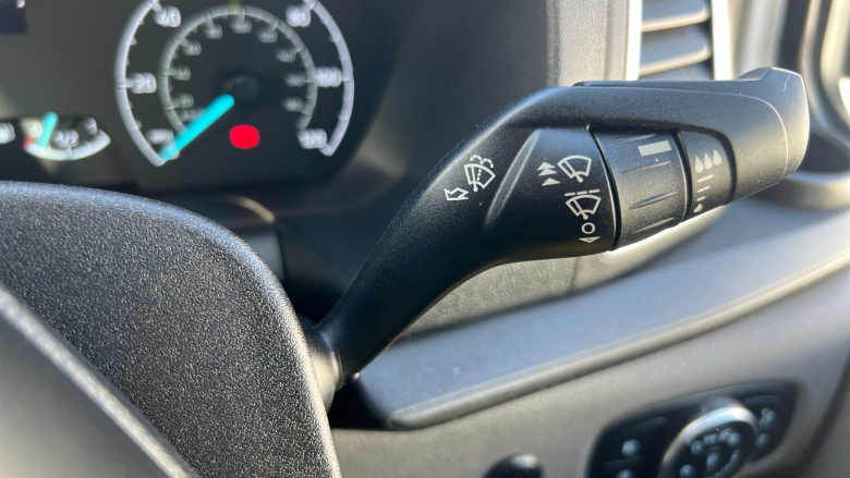 Ford Transit Custom 300 L1 Diesel Fwd 2.0 EcoBlue 130ps Low Roof Limited Van